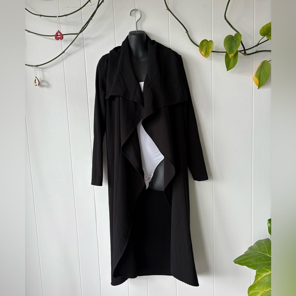 Revamped Black Duster with Dramatic Shawl Collar Small - Picture 2 of 4